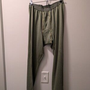 Patagonia Men's Capilene Bottoms (44292) Large – Olive Green – FA05 – Used